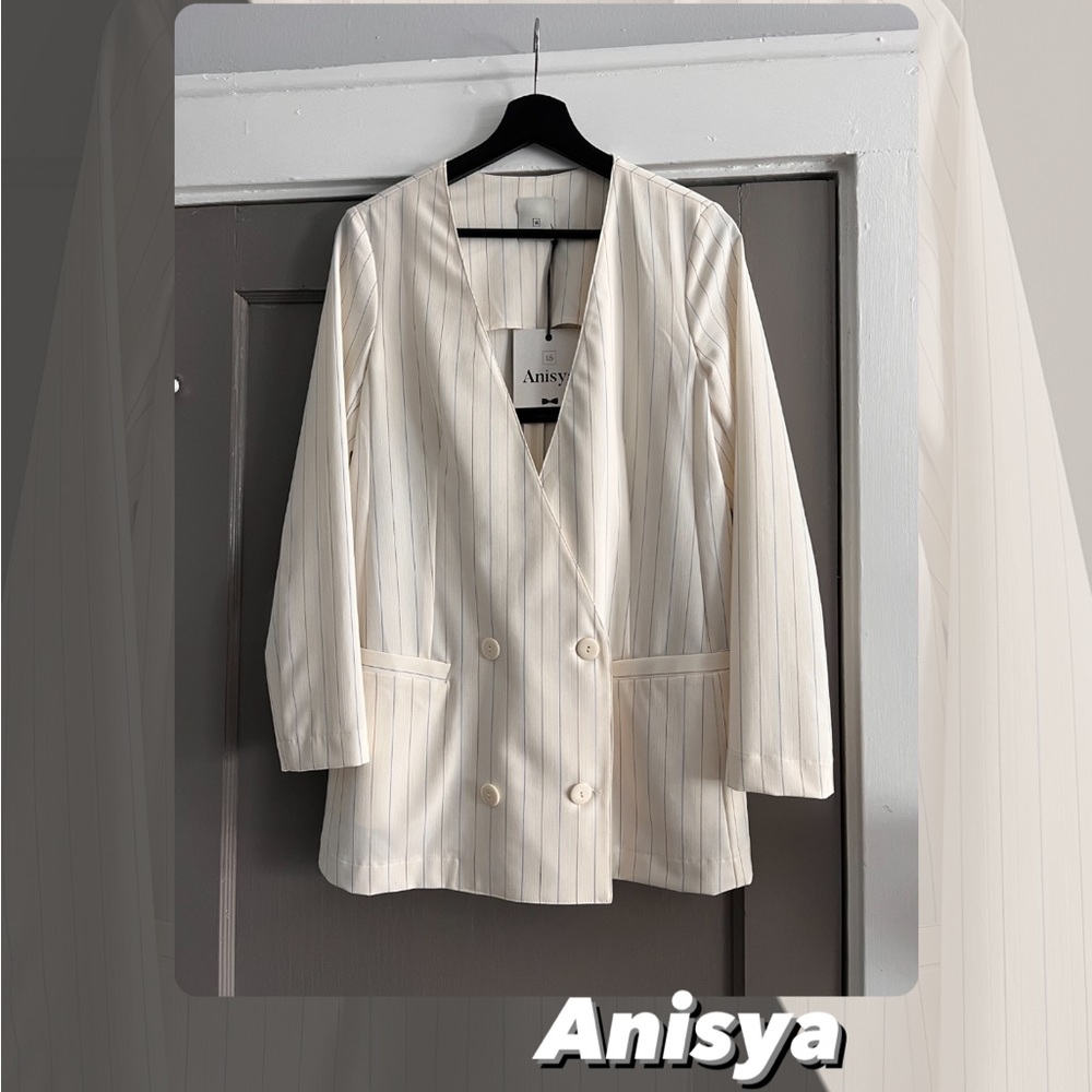 NWT Anisya Double Breasted Blazer